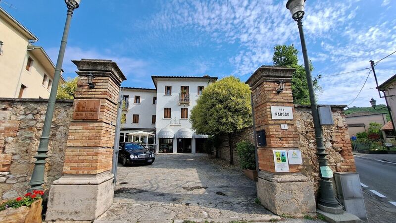 venue-picture-2
